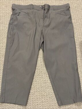 Penningtons In Every Story plus size capris.
